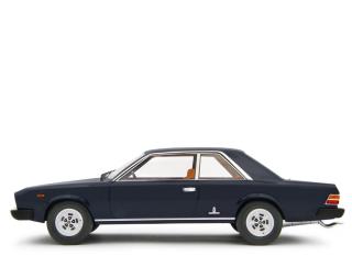 Fiat 130 Coupé 1971 Blu Scuro Laudoracing 1:18 Resinemodell (Türen, Motorhaube... nicht zu öffnen!)